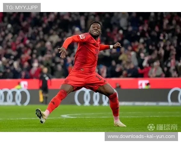 拜仁边后卫戴维斯时隔262天后复出，替补登场